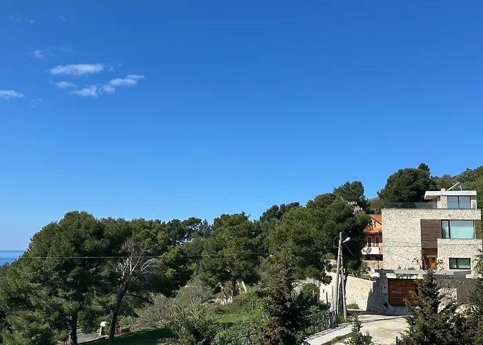 Sea View Green Hill Apartament